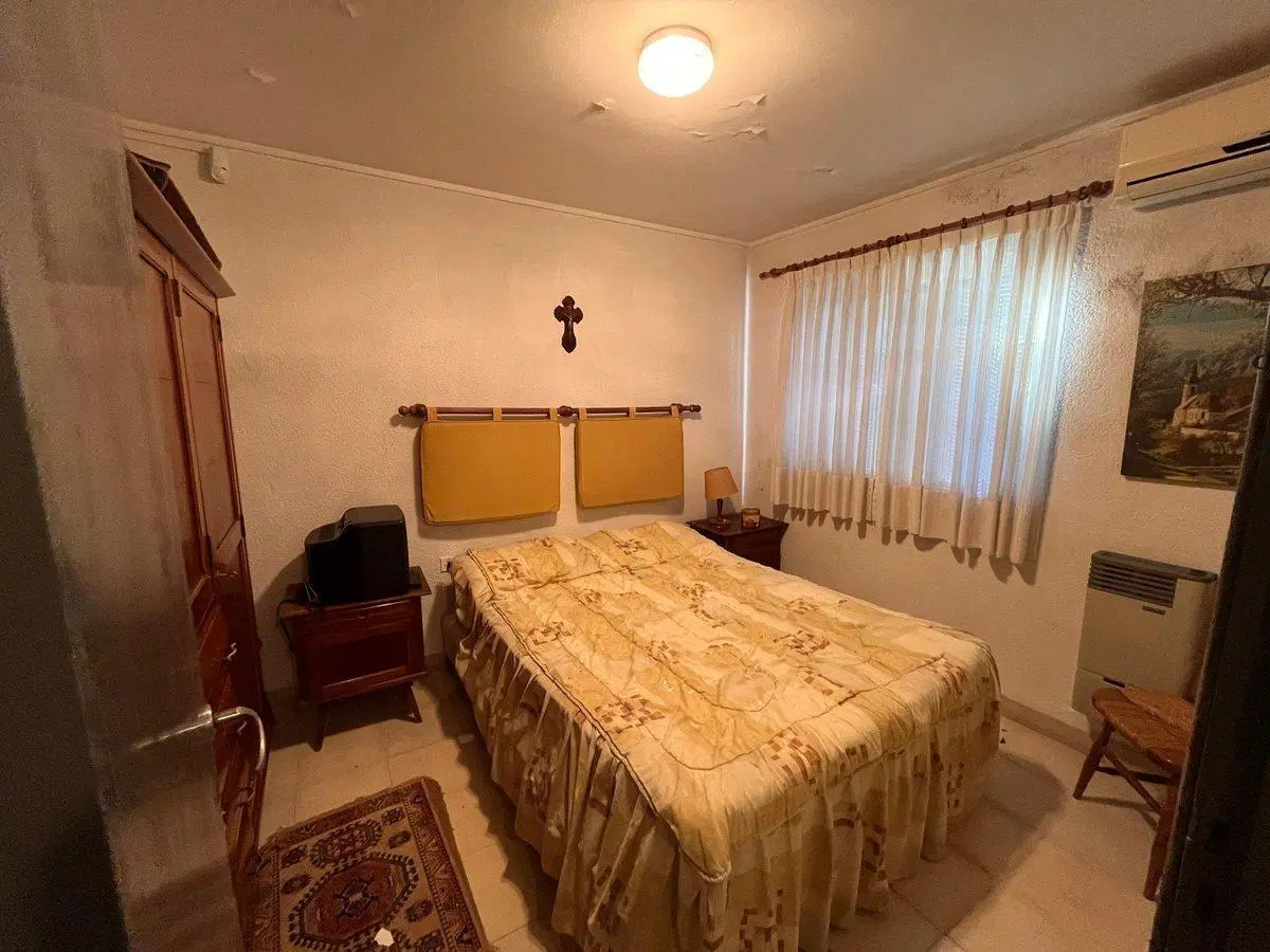 LOTES Y CASA EN VENTA EN GONNET 5