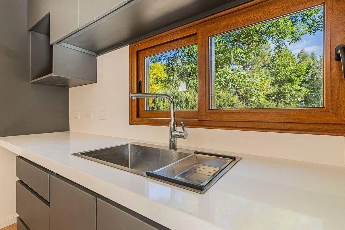 CASA EN VENTA EN UNA SOLA PLANTA 3 DORMIS Y PILETA 3