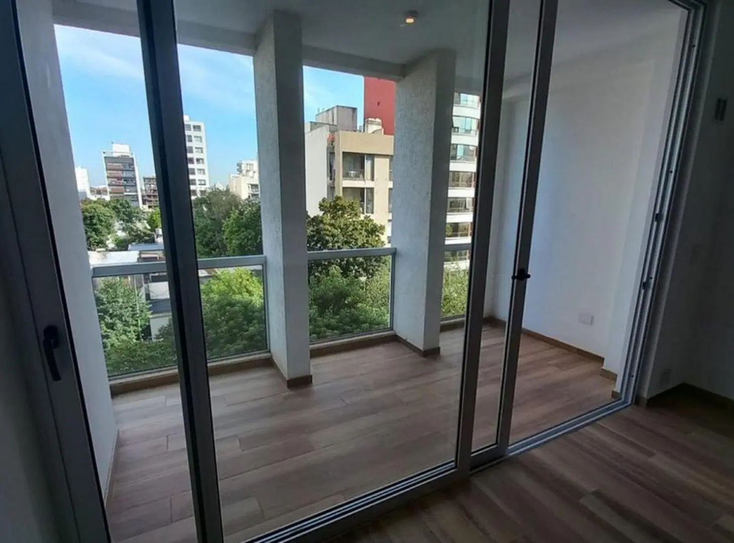 MONOAMBIENTE EN VENTA LA PLATA 4