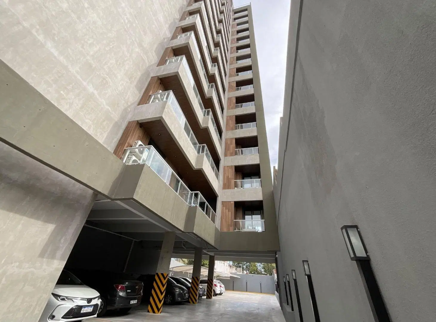 DEPARTAMENTO EN VENTA A ESTRENAR BERAZATEGUI 3 AMB 5