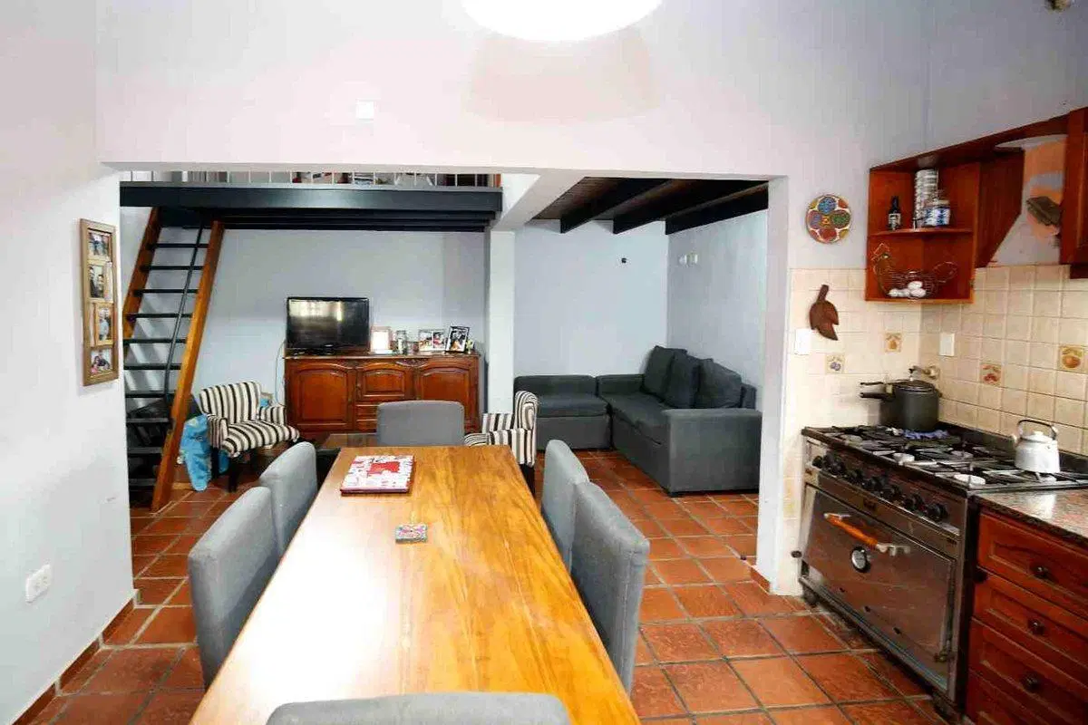 Casa en venta en La Plata 3