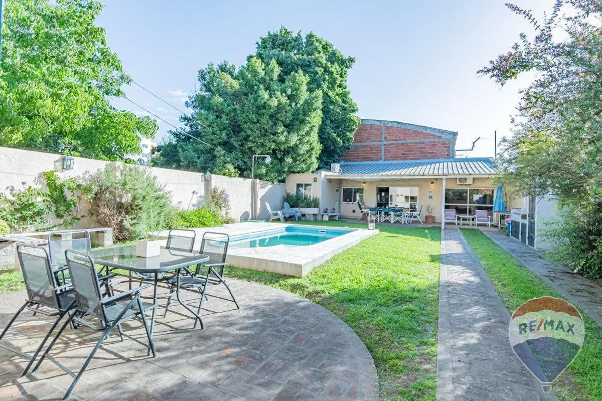 CASA EN VENTA EN LA PLATA 3