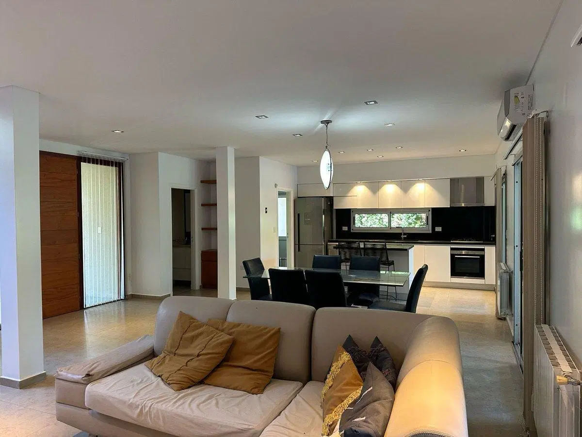 CASAS EN VENTA EN MIRALAGOS 2