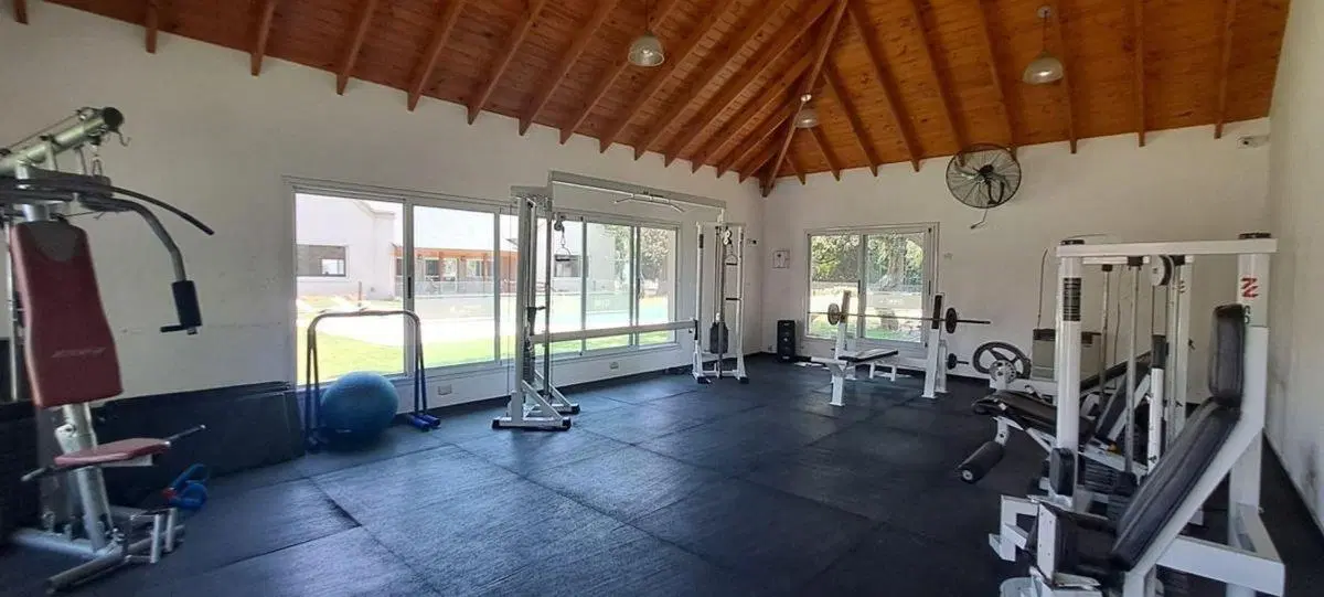 LOTE EN VENTA BARRANCAS DE IRAOLA 4