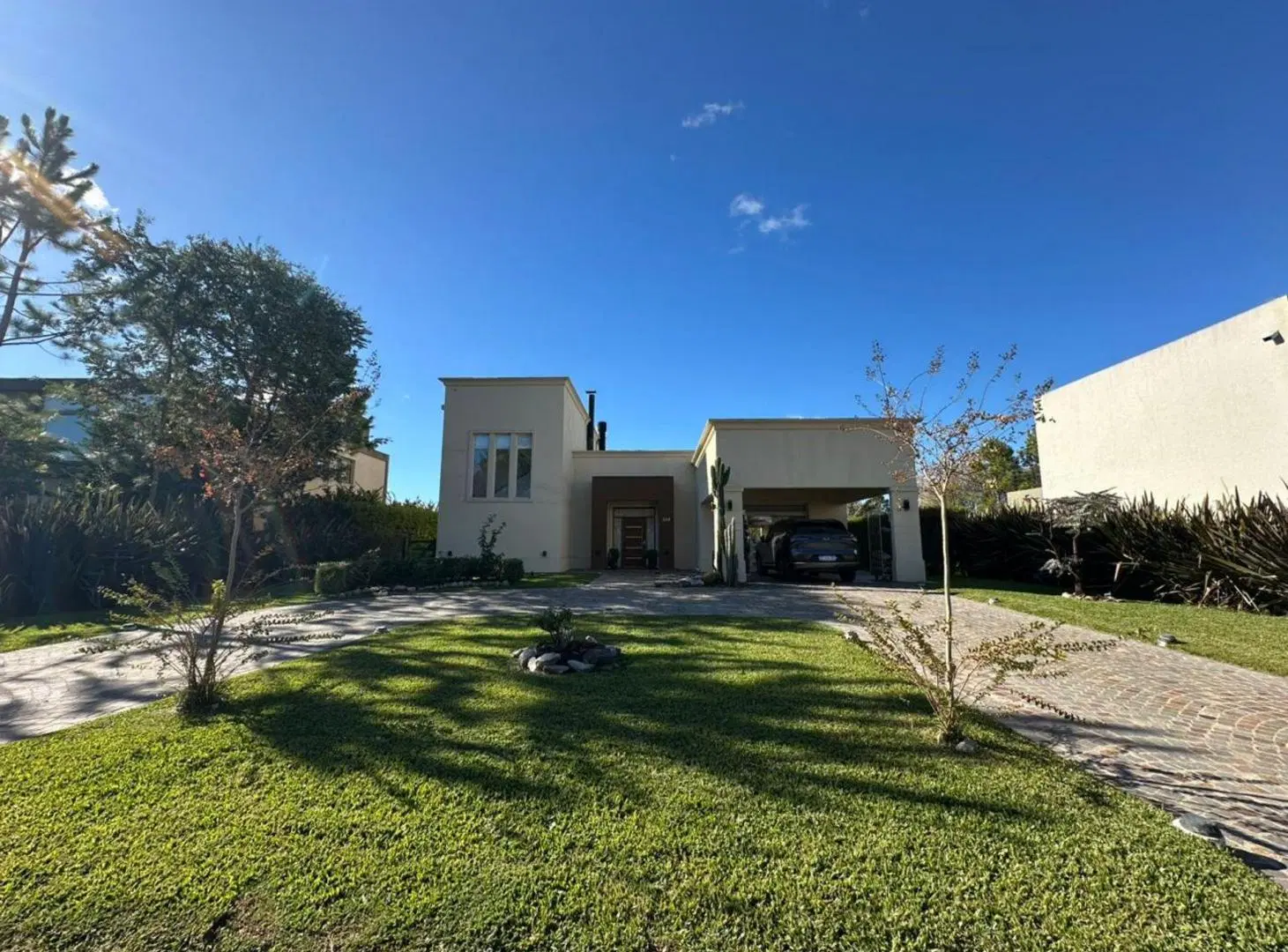 Casa en venta con 3 dormitorios en Miralagos 3