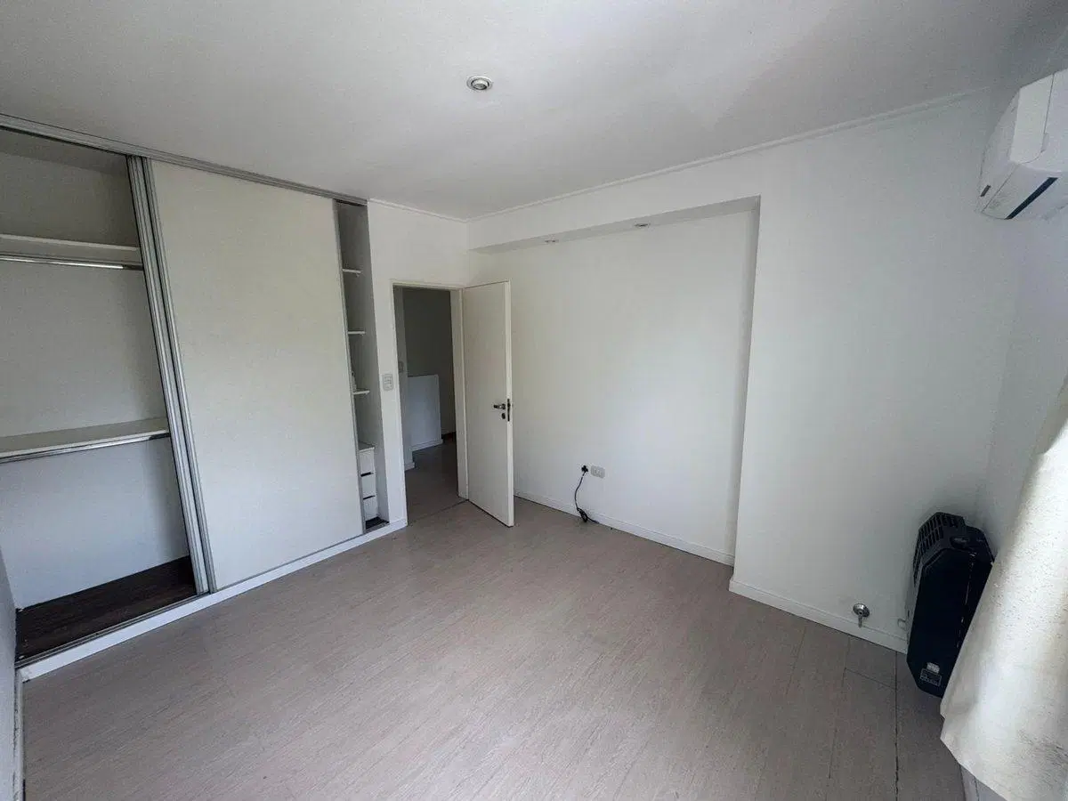 DUPLEX EN ALQUILER CITY BELL 3