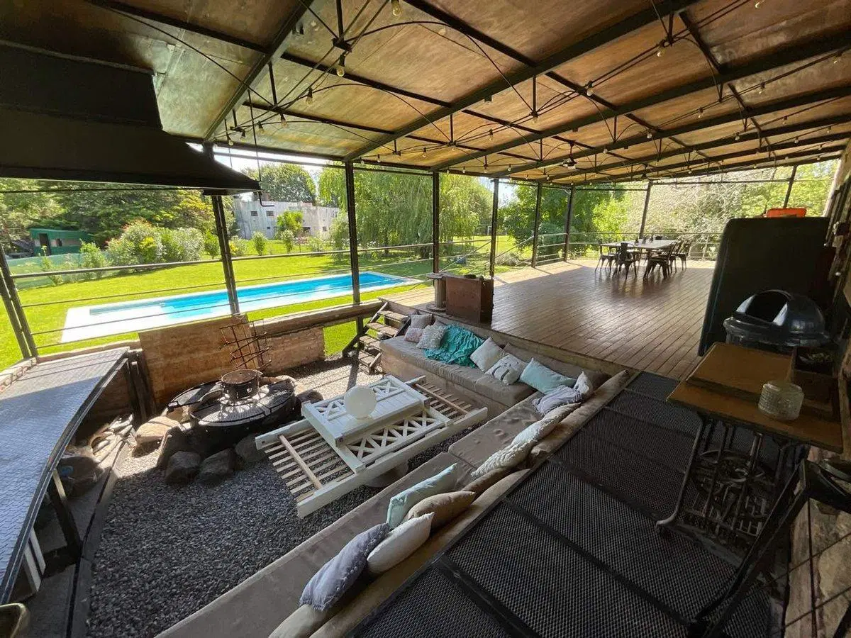 VENTA CASA HUDSON VILLAGE DEL PARQUE CON PILETA 3