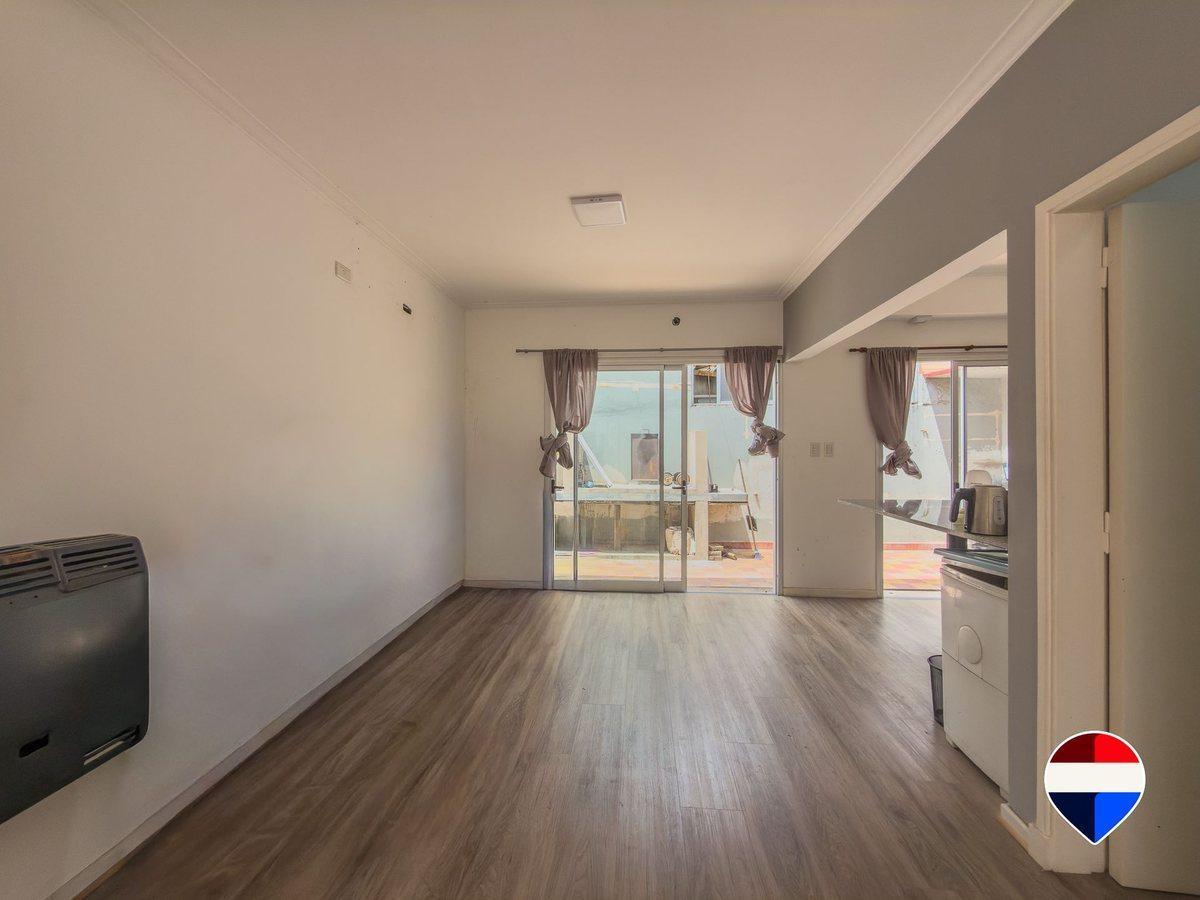 DEPARTAMENTO Y LOCAL EN VENTA, LOS HORNOS.