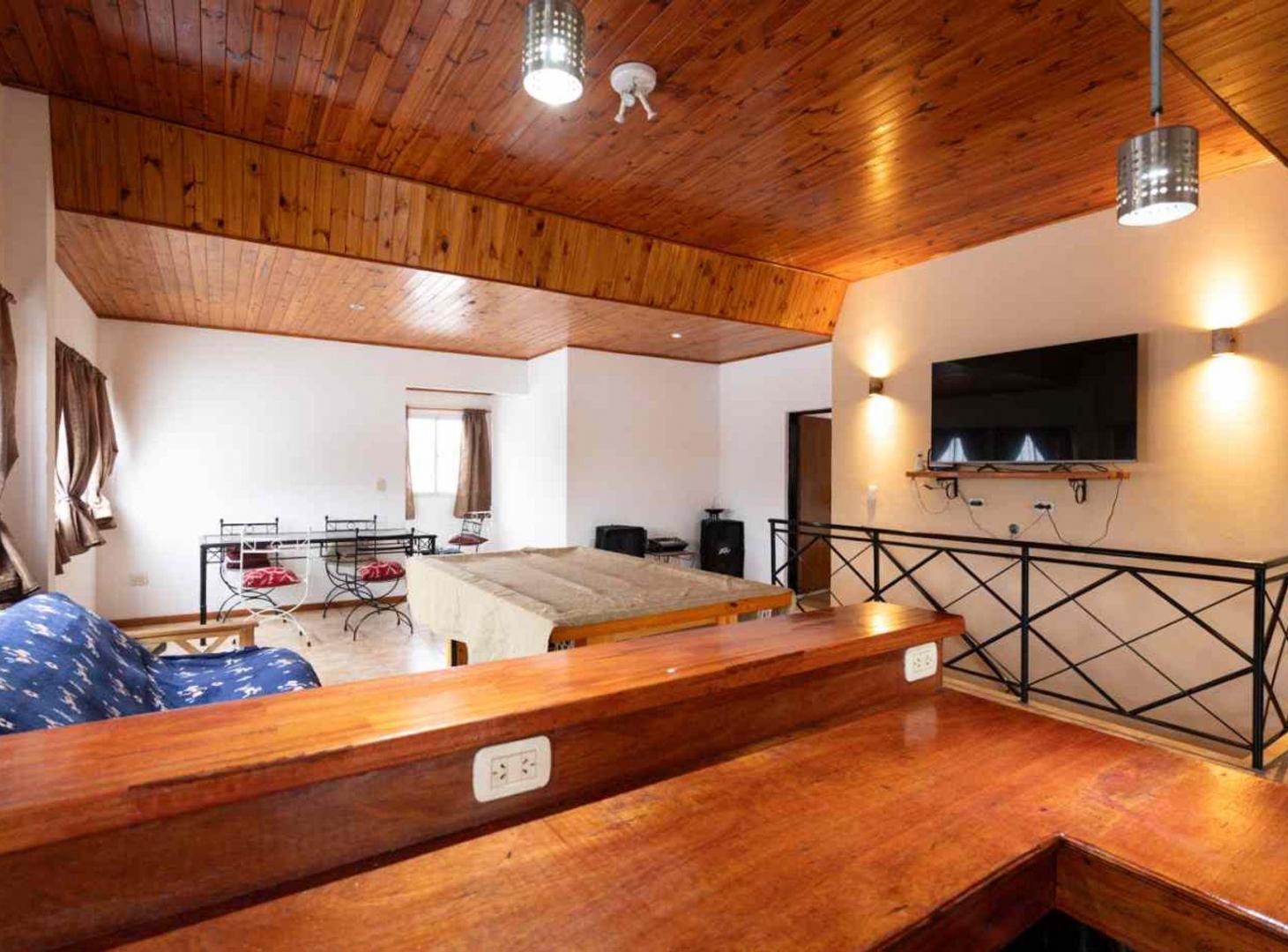 Foto de Casa en venta 2 dormitorios con cochera y Galpon, imagen 5