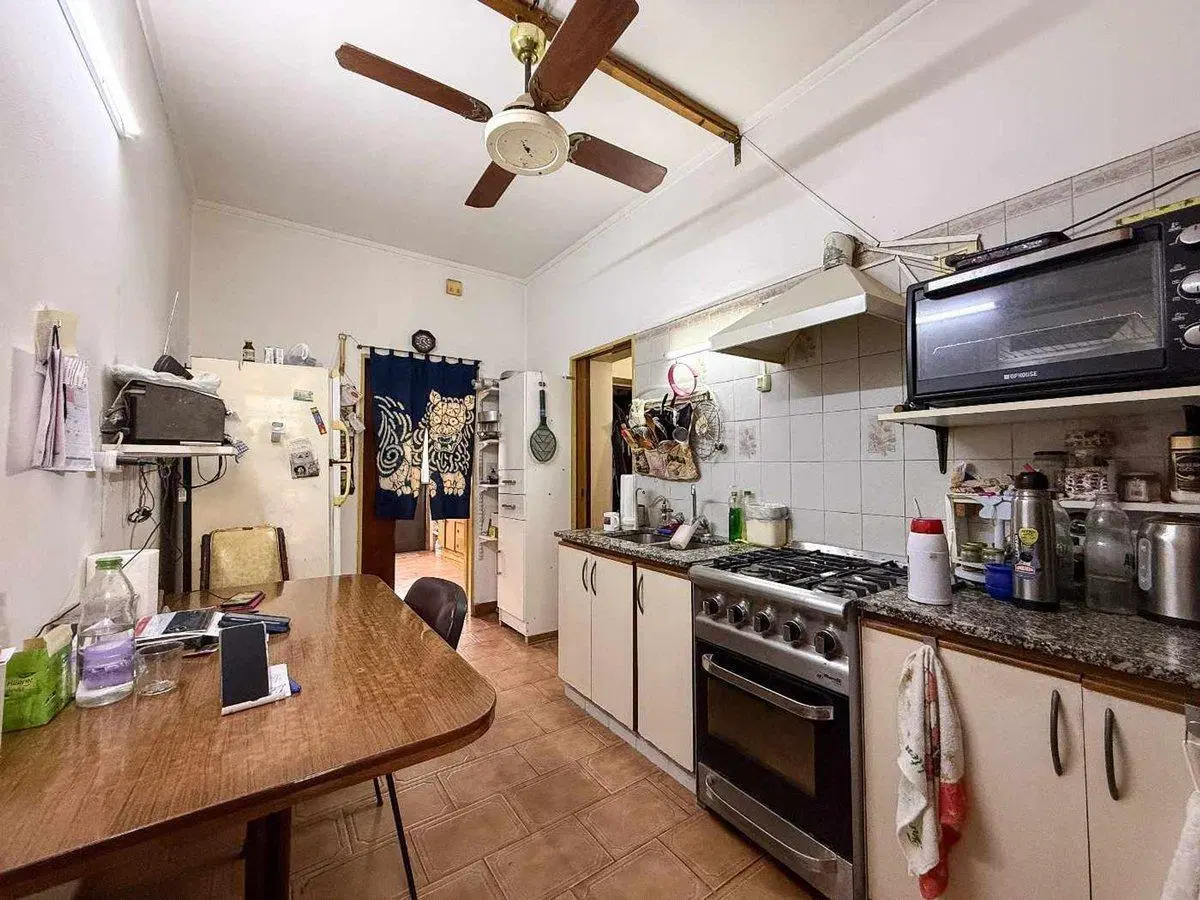 CASA EN VENTA TOLOSA, EN BLOQUE 5