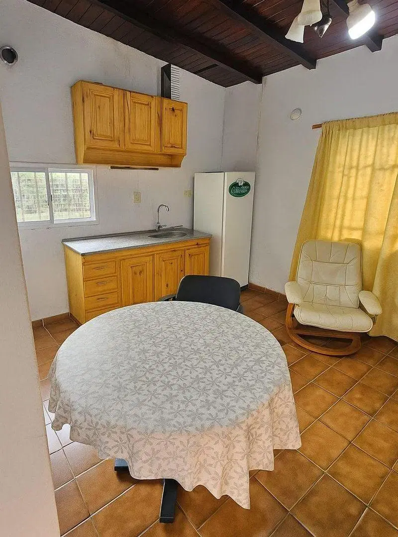 OPORTUNIDAD - DOS CASAS EN UN MISMO TERRENO 8