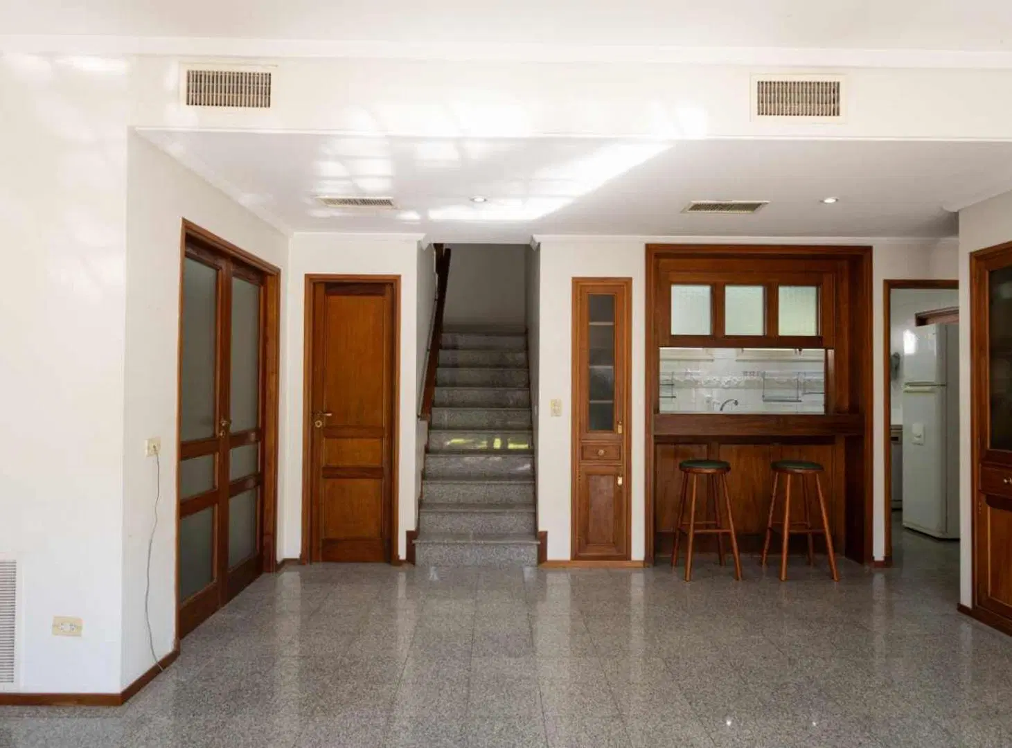 CASA EN VENTA LA PLATA 4