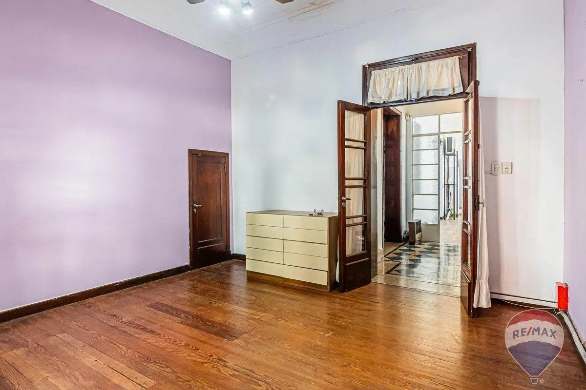 CASA EN PH EN VENTA LA PLATA - 4 DORMITORIOS 3