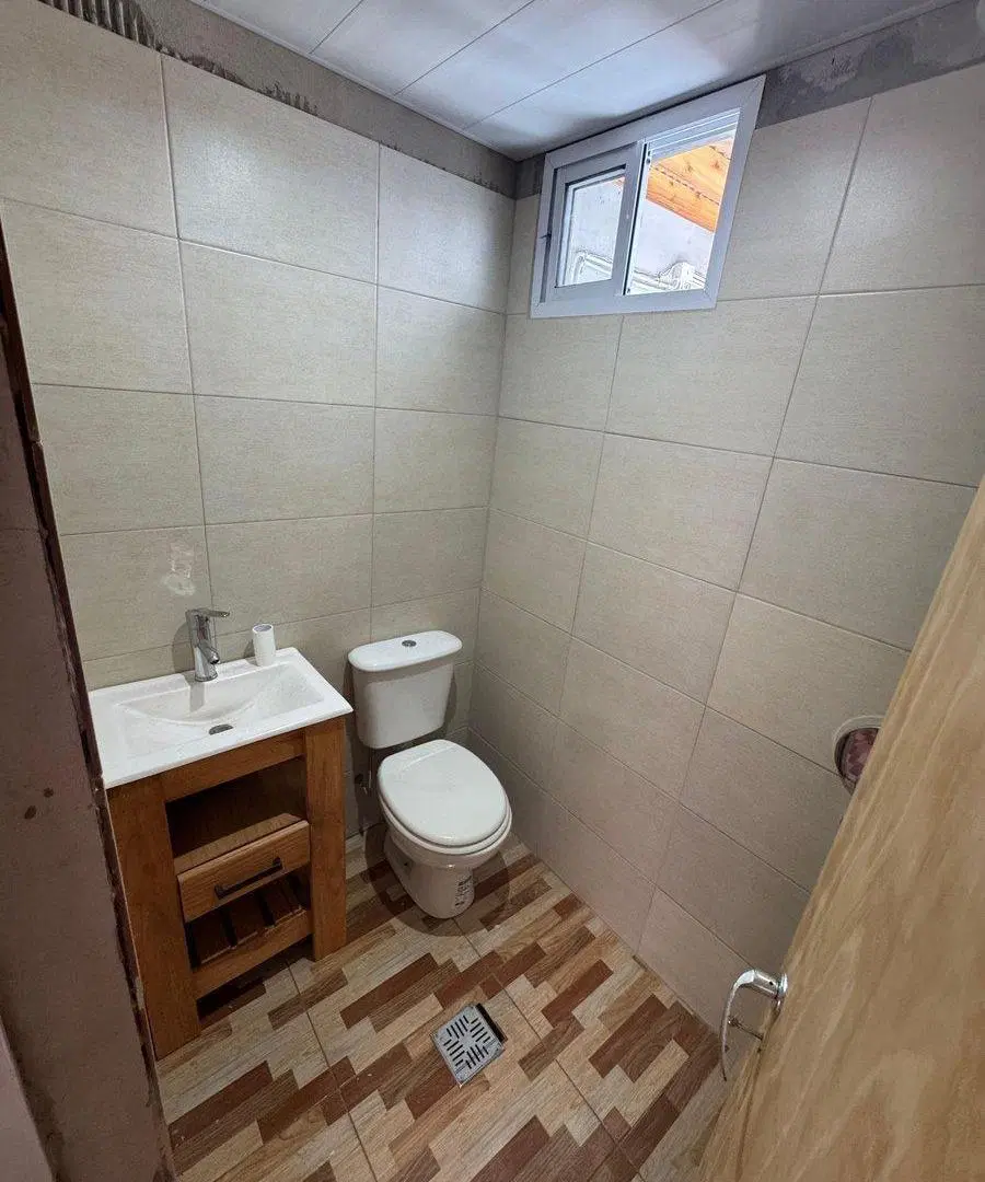 Casa destinada a pensión en venta en La Plata 3