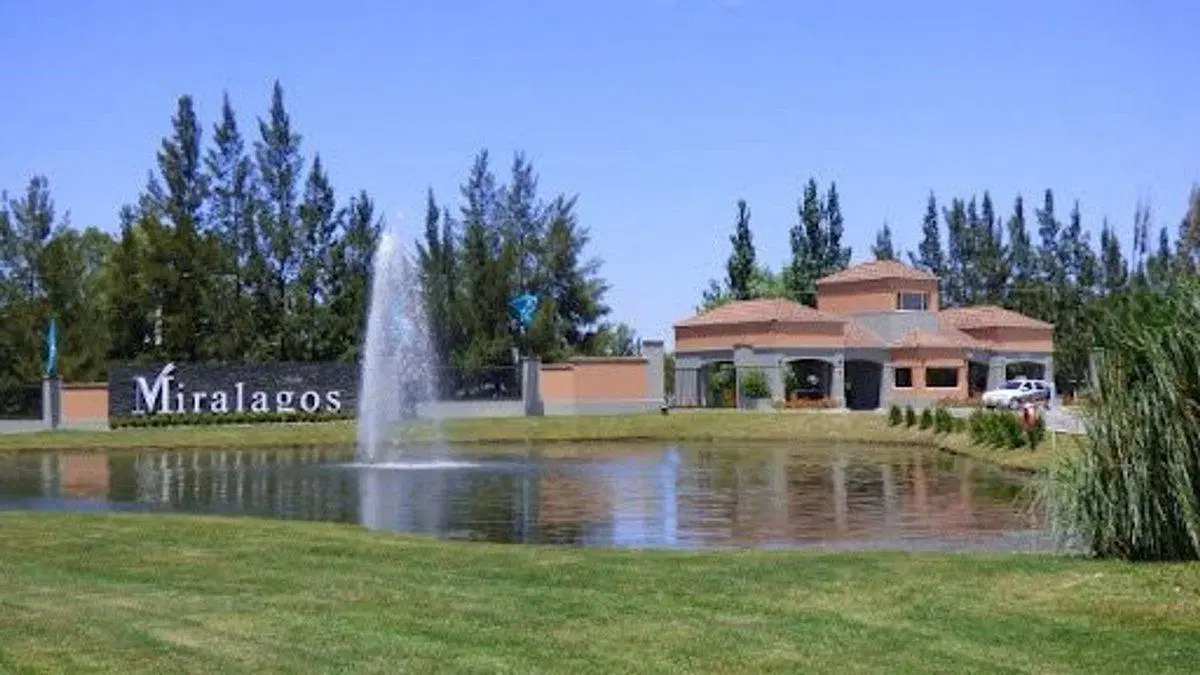 Lote en venta en Miralagos Club de Campo 5