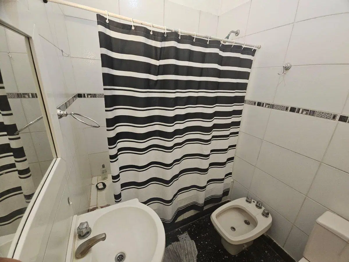 CASA EN VENTA EN BERAZATEGUI 5