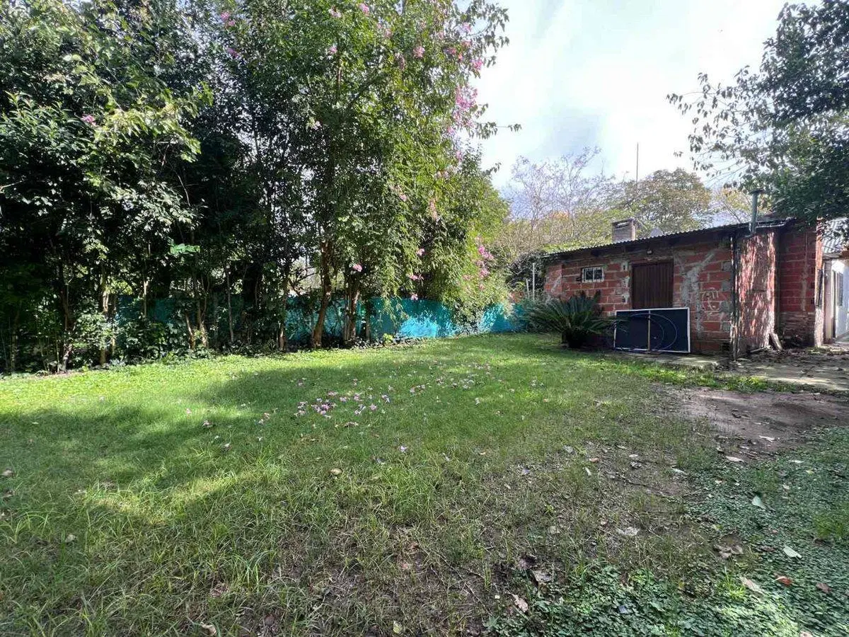 CASA EN VENTA LA PLATA CITY BELL A REFACCIONAR 8