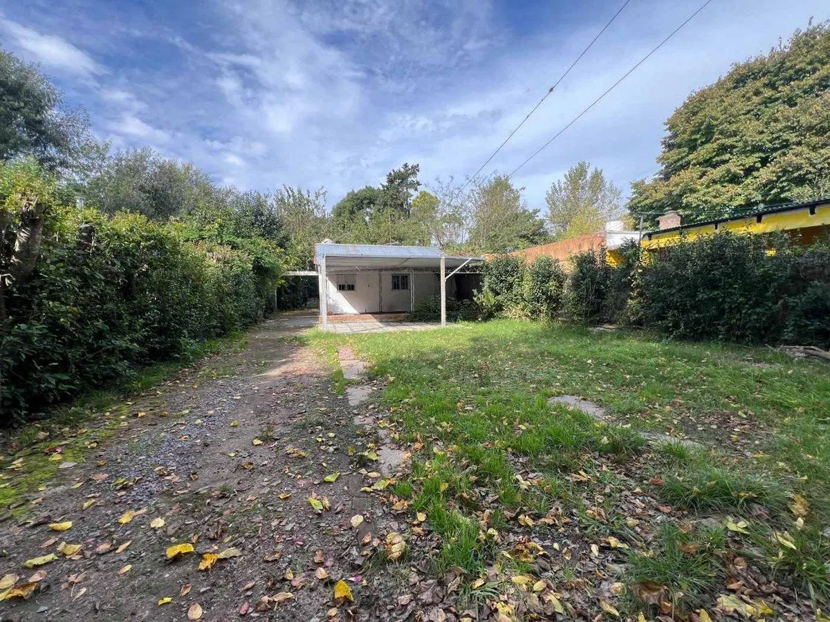 CASA EN VENTA LA PLATA CITY BELL A REFACCIONAR 3