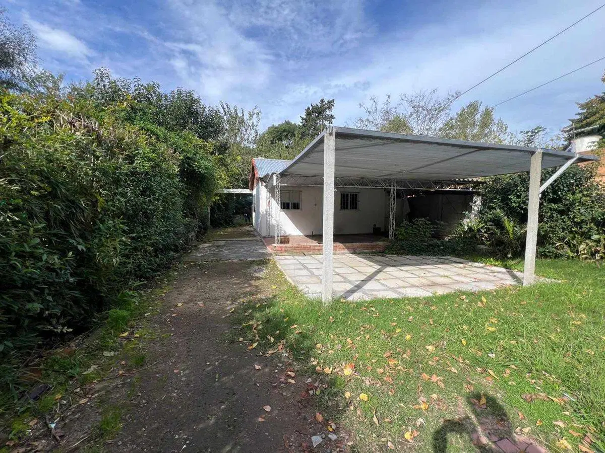 CASA EN VENTA LA PLATA CITY BELL A REFACCIONAR 5