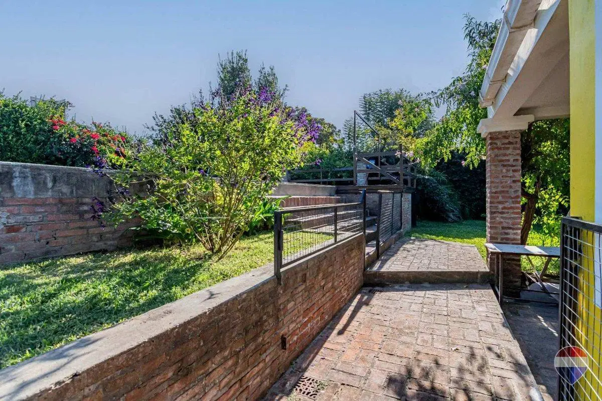 CASA EN VENTA EN CITY BELL 3