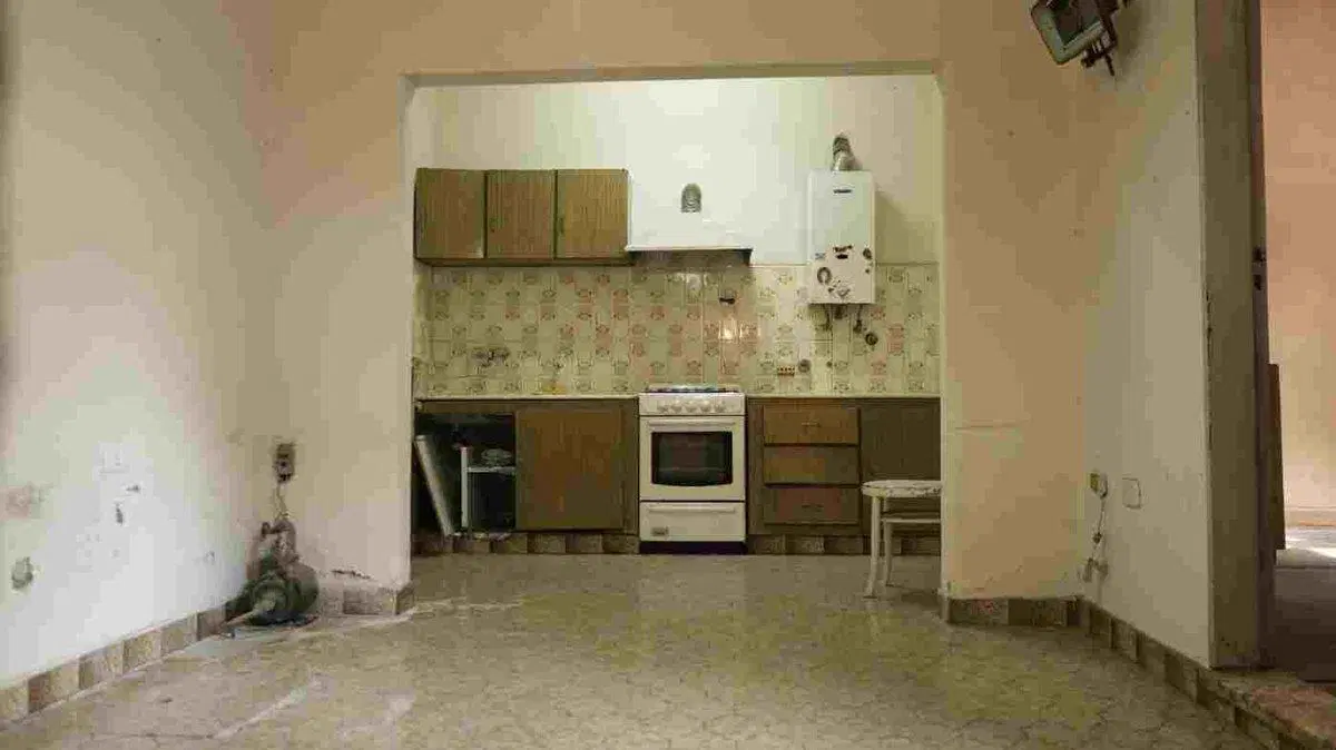 Casa PH en VENTA Avellaneda 3 ambientes 5
