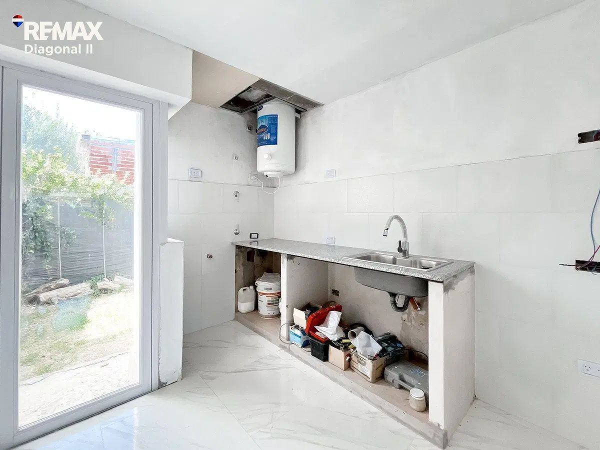 DUPLEX EN VENTA EN VILLA ELISA 4