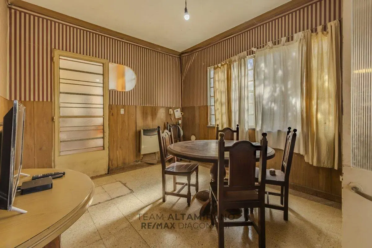 CASA EN VENTA 3 DORMITORIOS EN LA PLATA 8