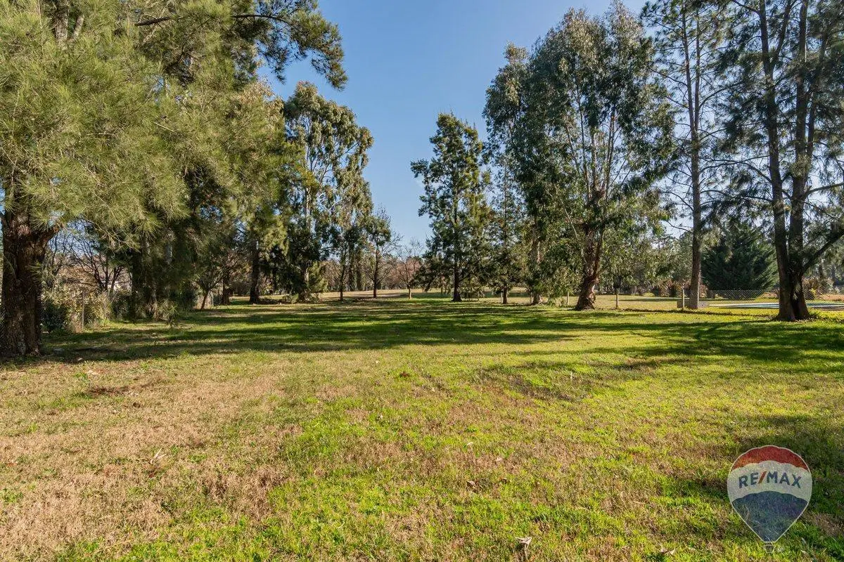 LOTE EN VENTA EN MIRALAGOS 5