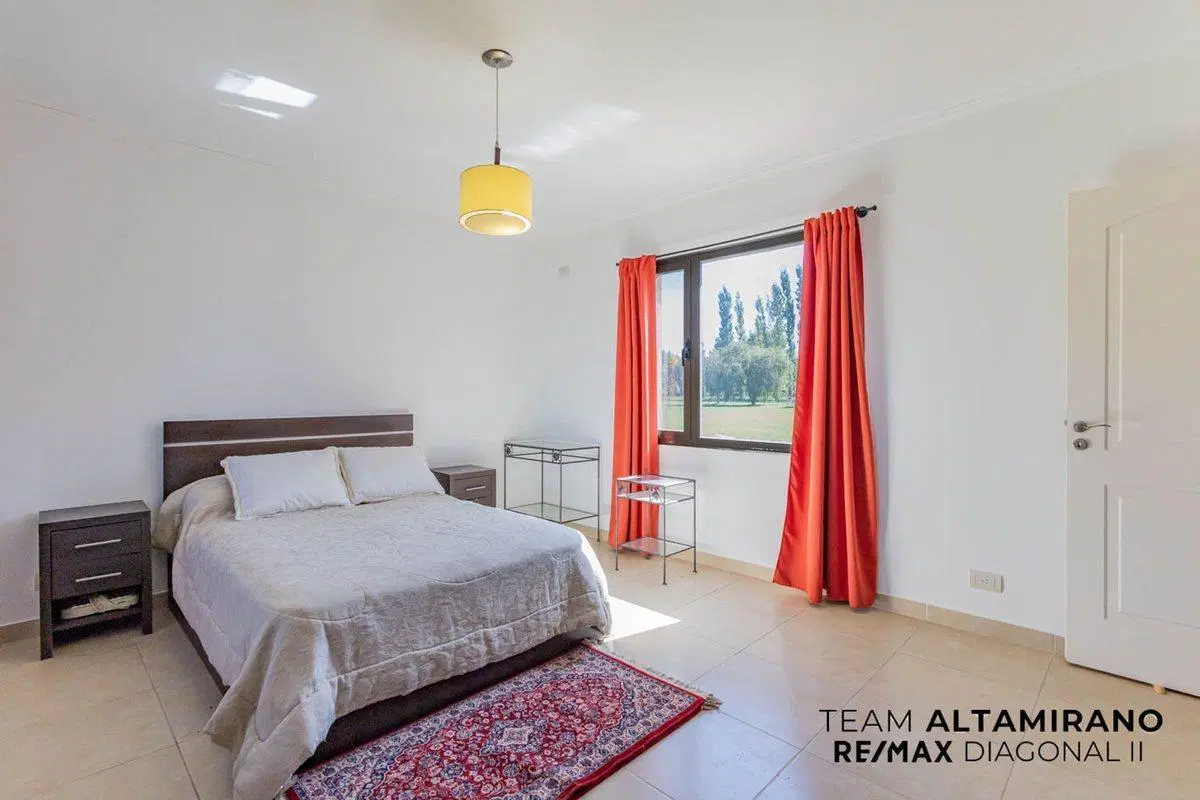 CASA EN VENTA EN LAGUNA VITEL 4
