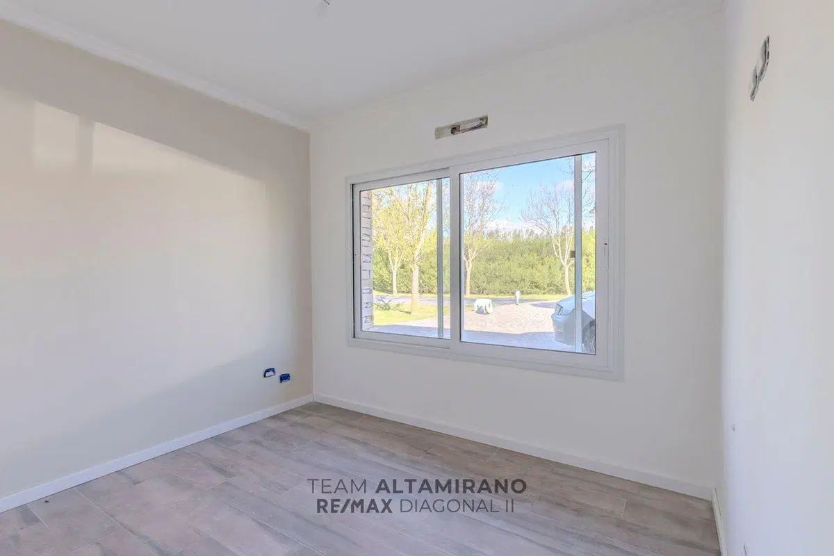 CASA EN VENTA EN HARAS DEL SUR 2, A ESTRENAR 5