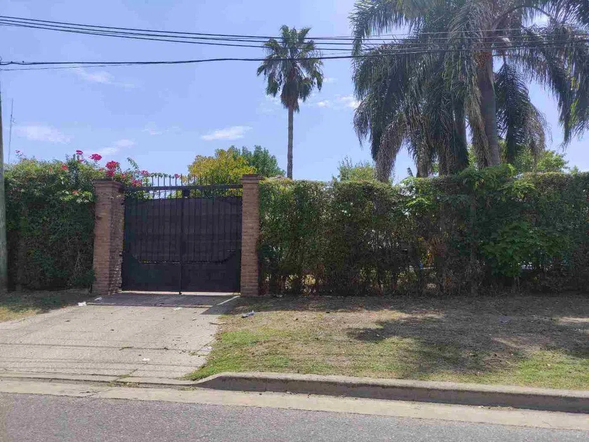 LOTE EN VENTA GONNET LA PLATA 2