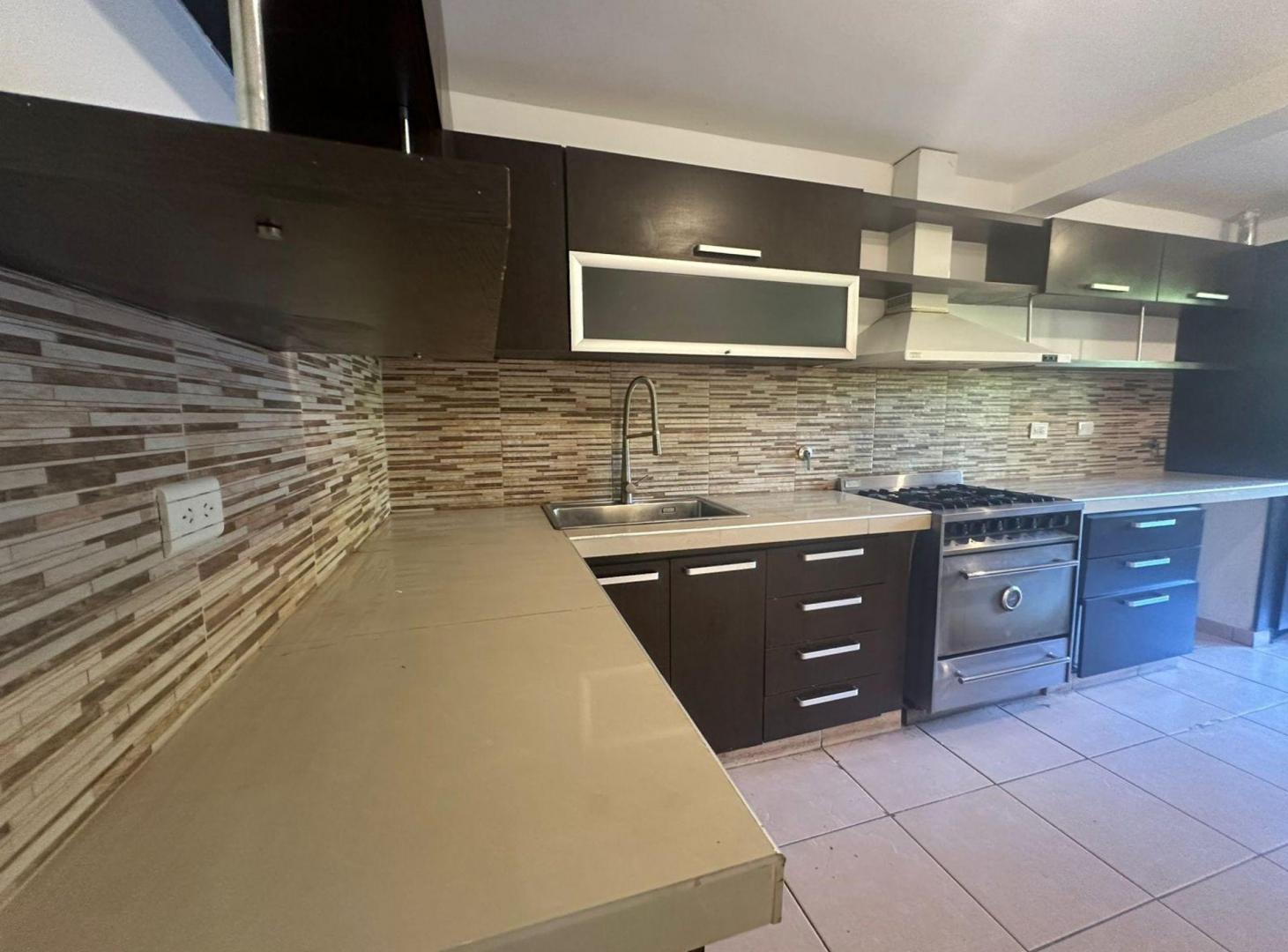 Foto de Casas en venta Gonnet, imagen 2