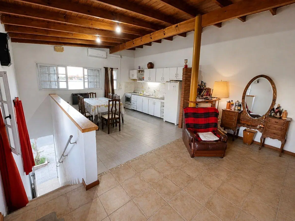 DEPARTAMENTO EN VENTA BERISSO 3