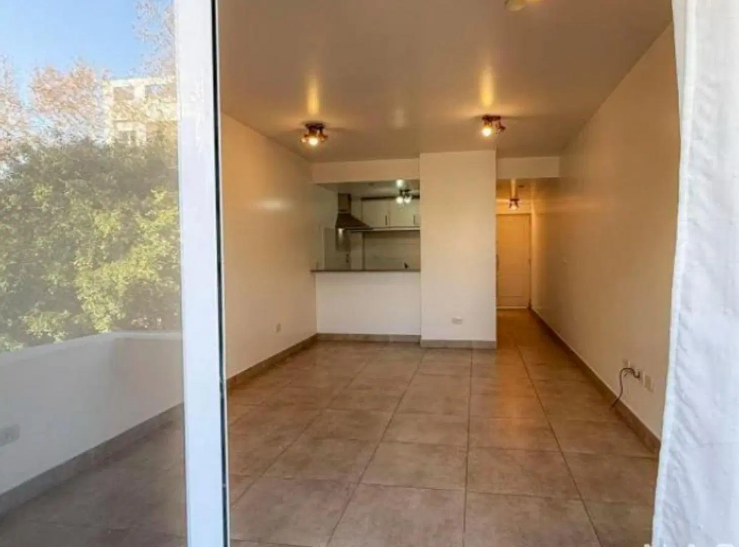 Departamento monoambiente en alquiler 3