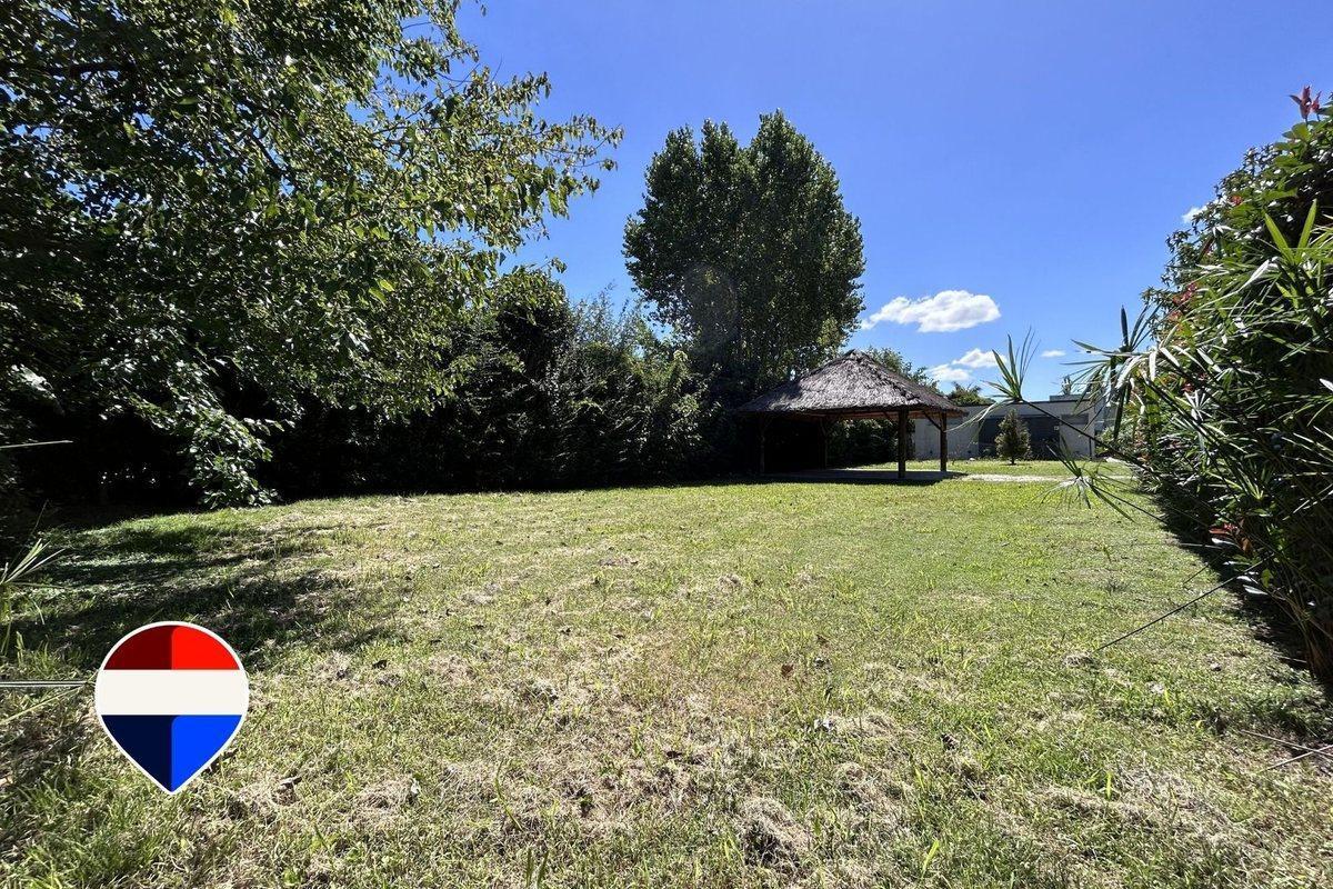 LOTE EN VENTA EN BARRIO GOLF CITY BELL
