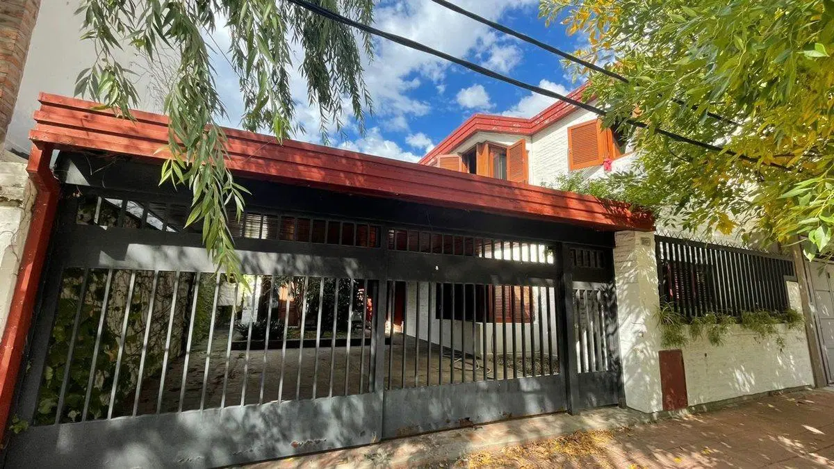 Casa a la venta en La Plata 3