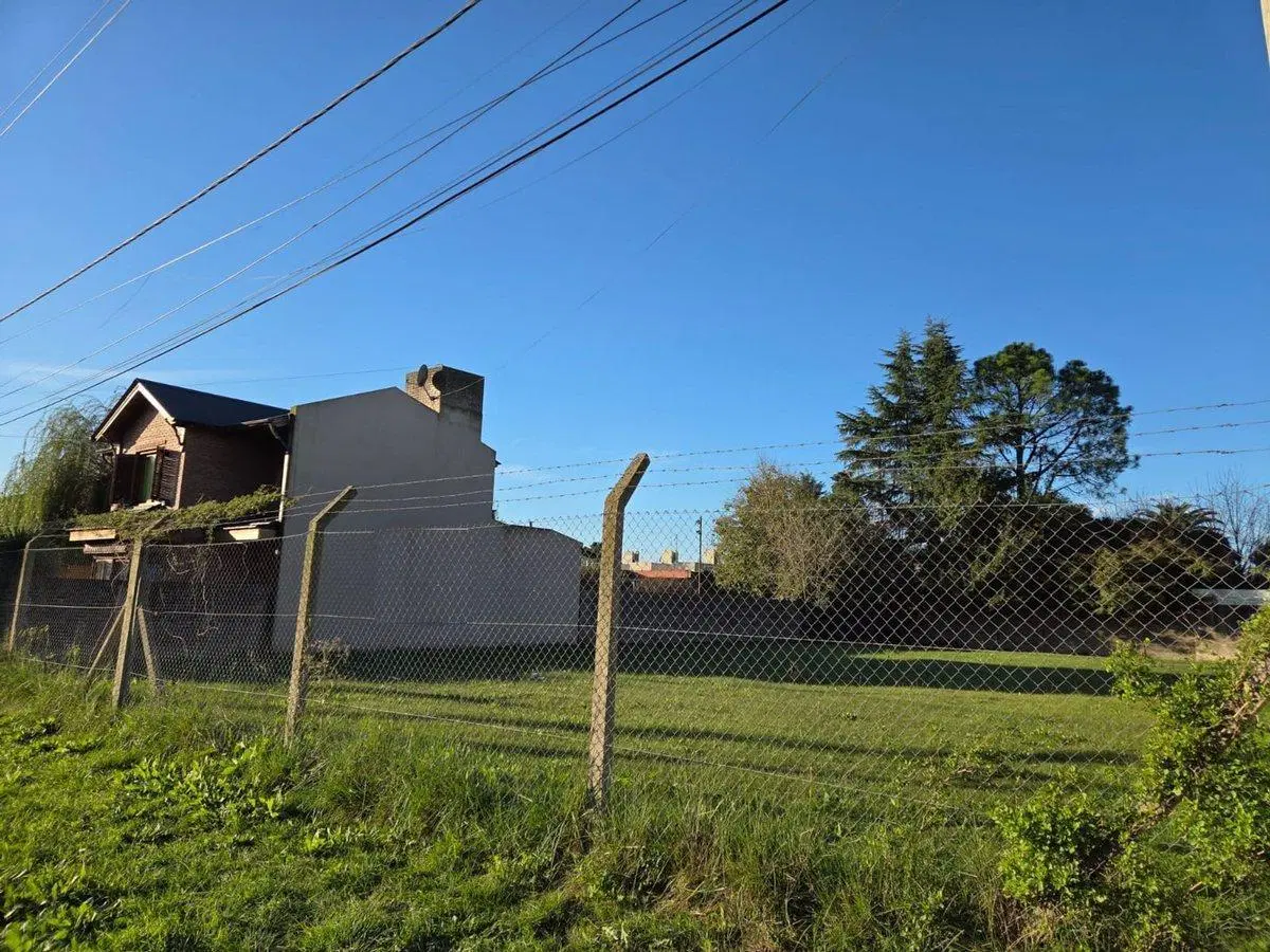 LOTE VENTA EN BRANDSEN 3