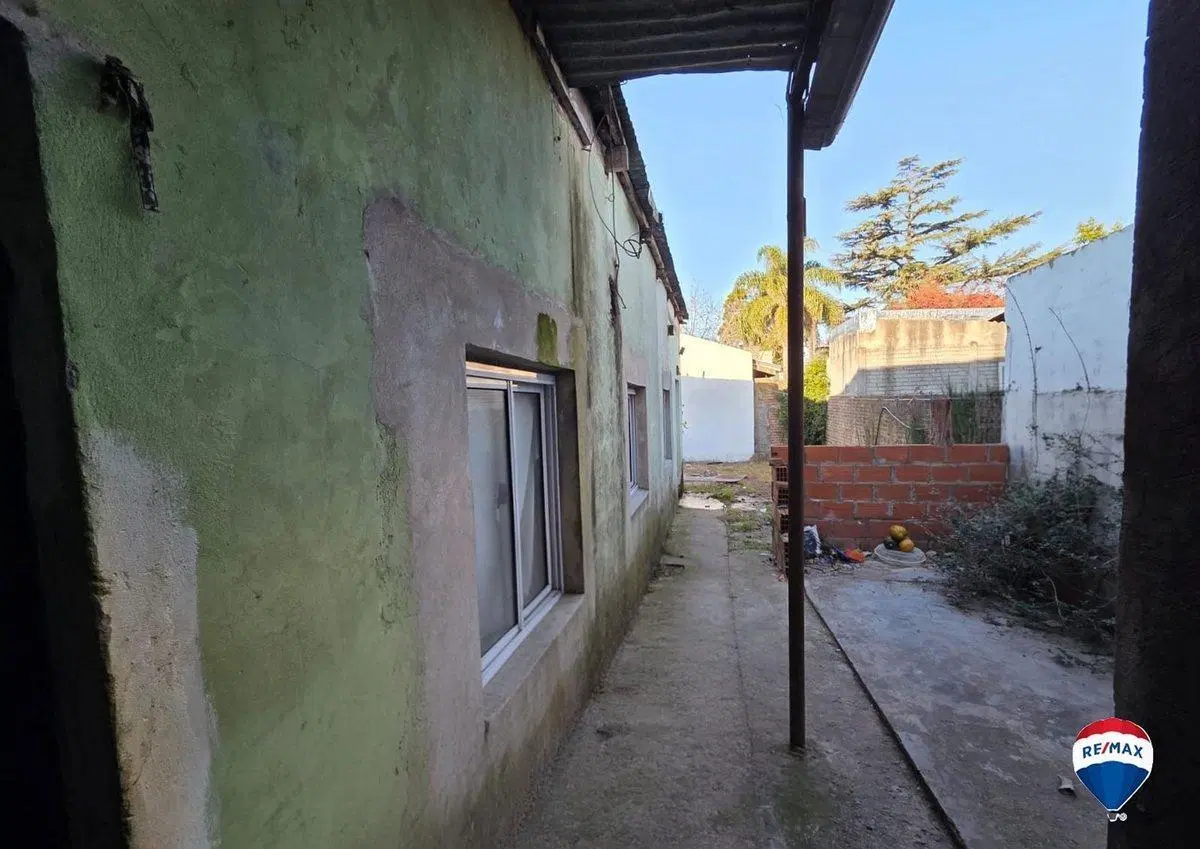 CASA EN VENTA EN CITY BELL 3