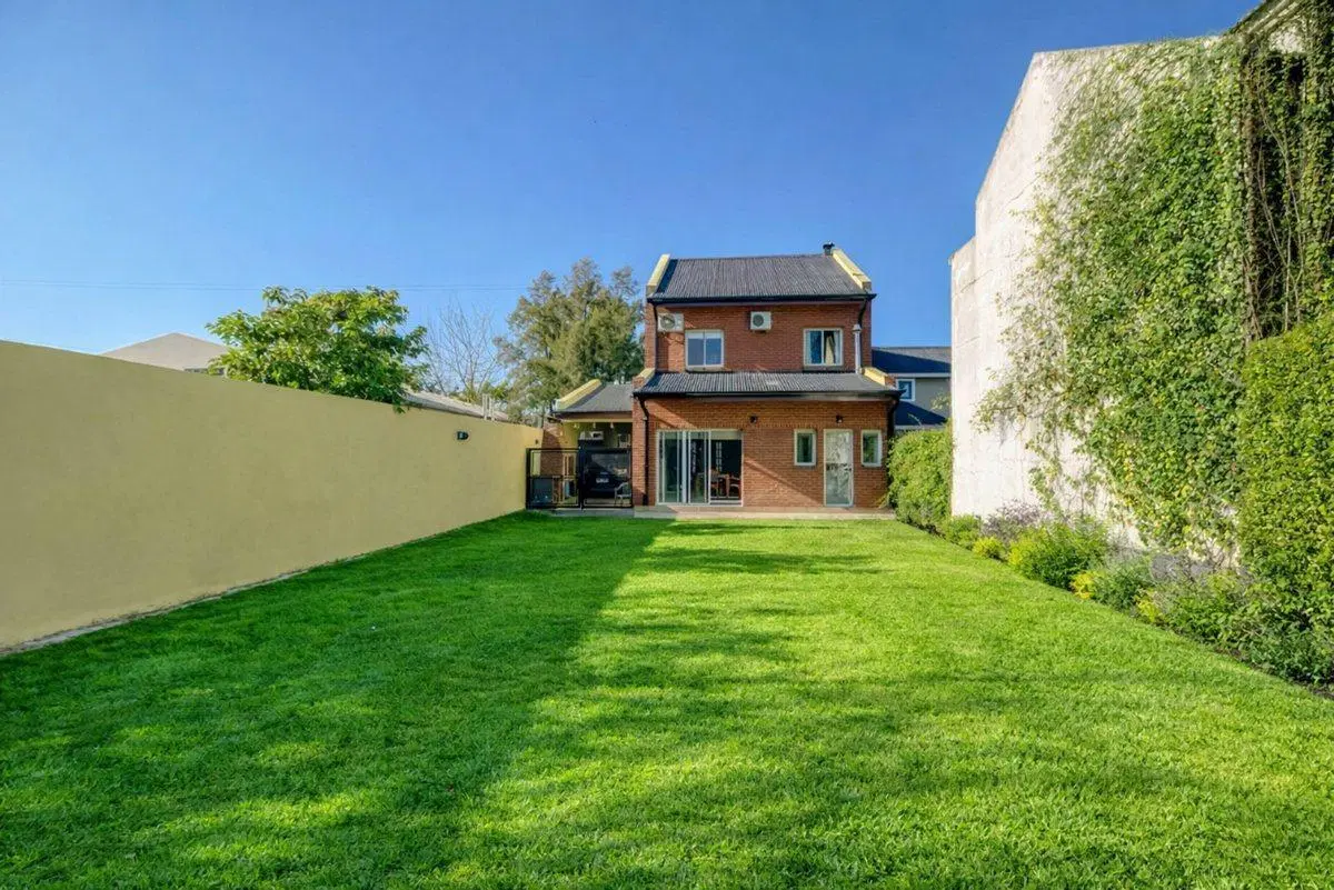 CASAS EN VENTA EN CITY BELL ENTRE CAMINOS 4
