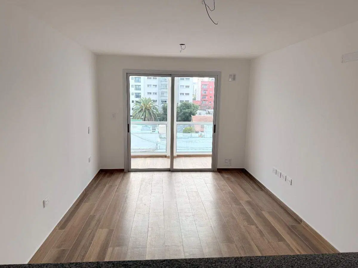 DEPARTAMENTO MONOAMBIENTE EN VENTA - LA PLATA 3