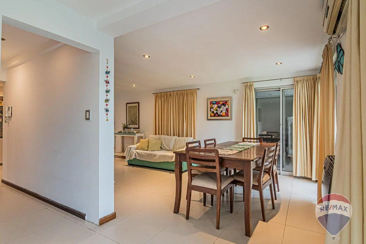 Casa en venta Gonnet 2
