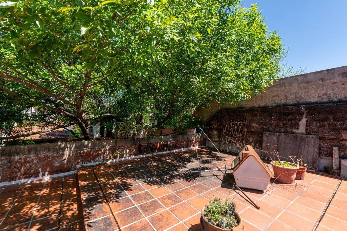 Venta casa, lote propio, terraza, 6 amb Villa Real