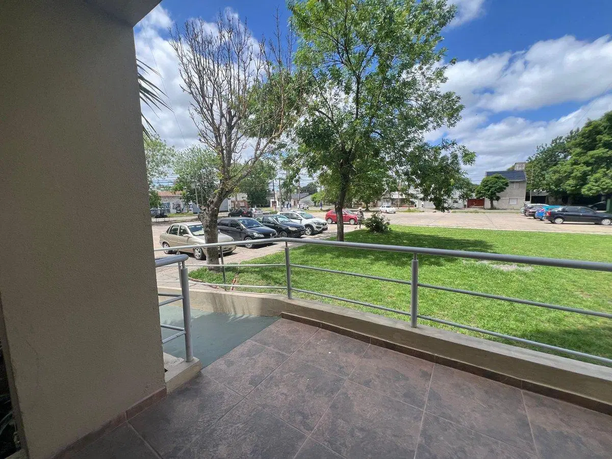 DEPARTAMENTO EN ALQUILER DE 2 DORMITORIOS 2
