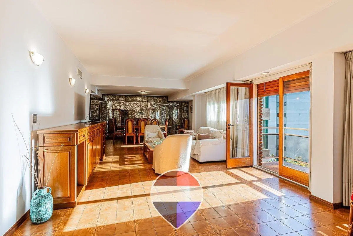 DEPARTAMENTO EN VENTA LA PLATA 3