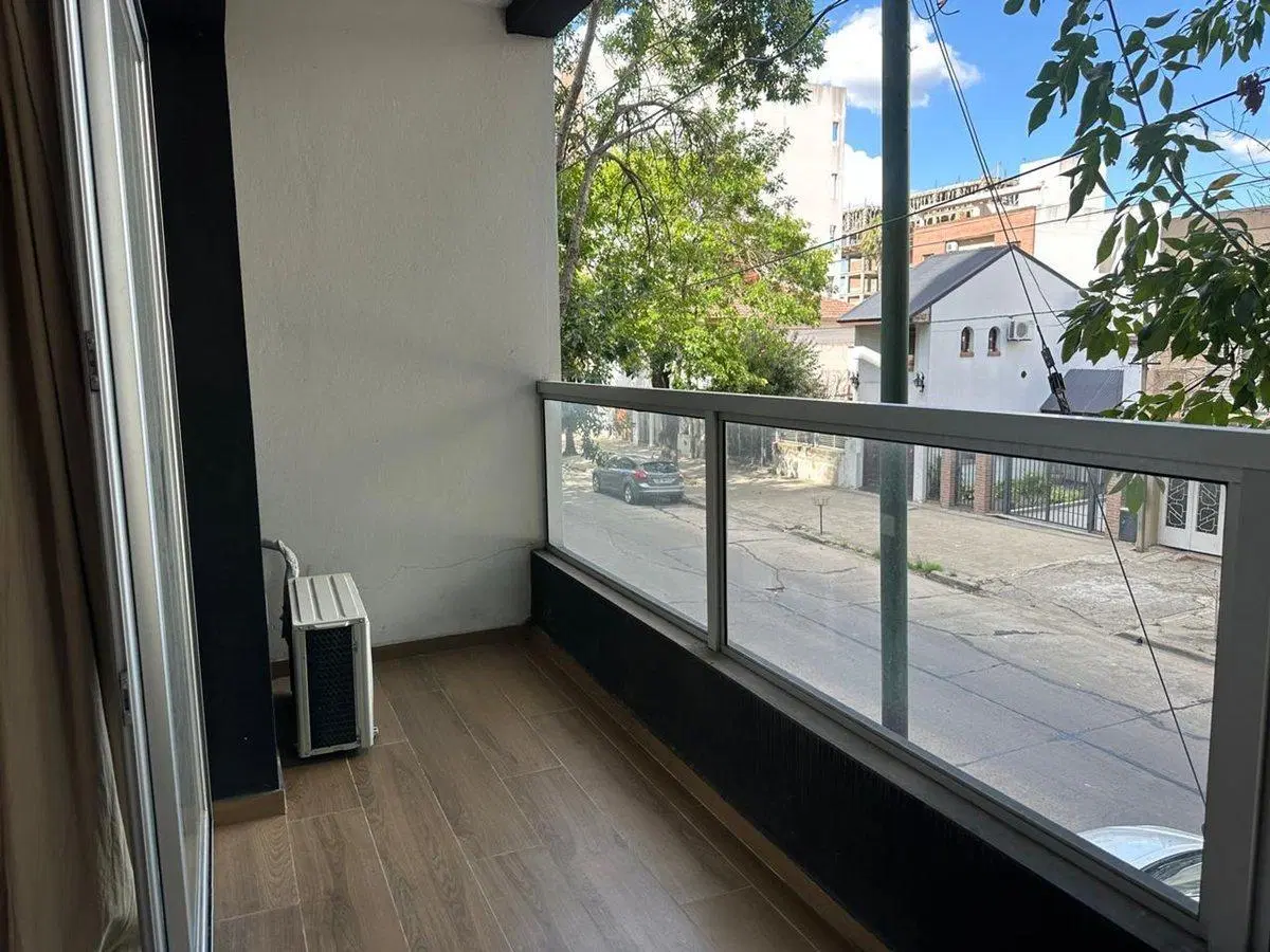 MONOAMBIENTE EN VENTA. LA PLATA 2