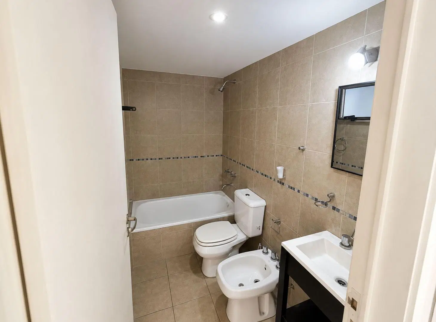 DEPARTAMENTO EN VENTA LA PLATA 4