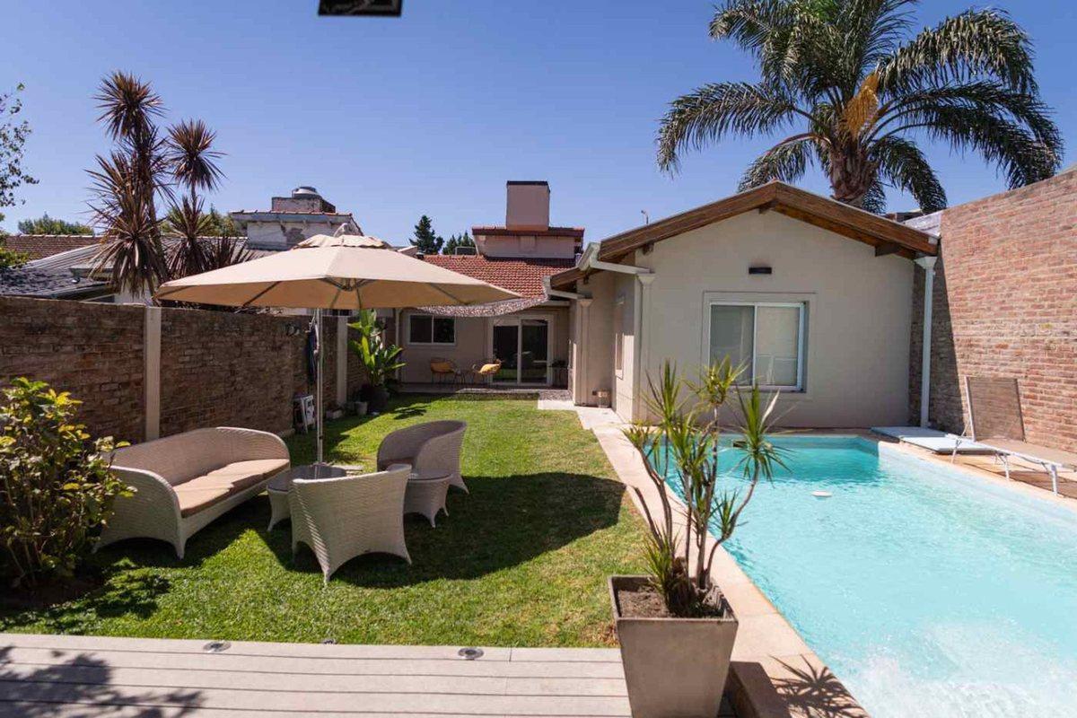 Foto de Casa en Venta en Quilmes, imagen 4
