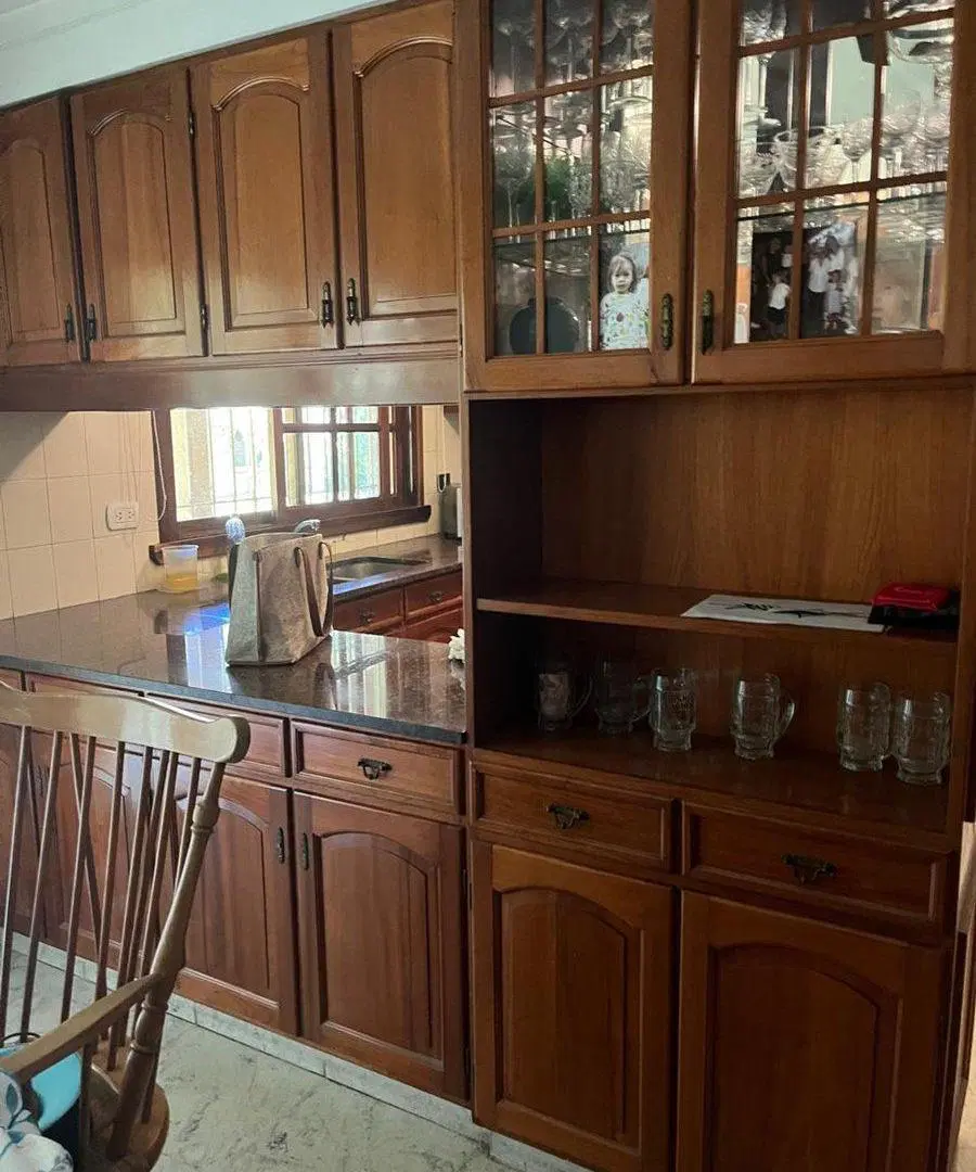 CASA EN VENTA CON PILETA, RANELAGH 4