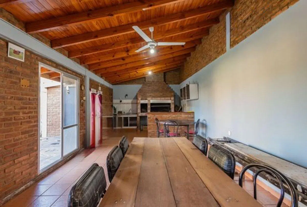 CASA EN VENTA EN VILLA ELISA 5