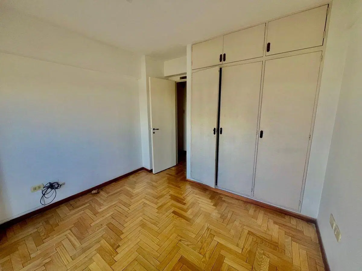 DEPARATAMENTO EN VENTA LA PLATA 4